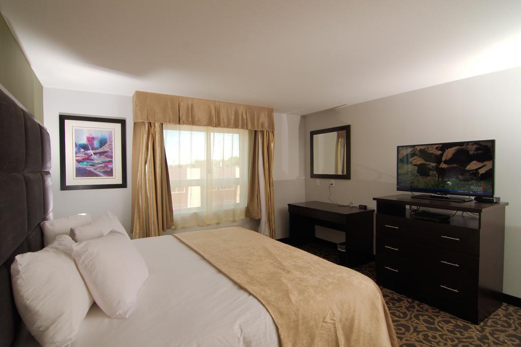 Paradise Inn And Suites Redwater Exteriör bild
