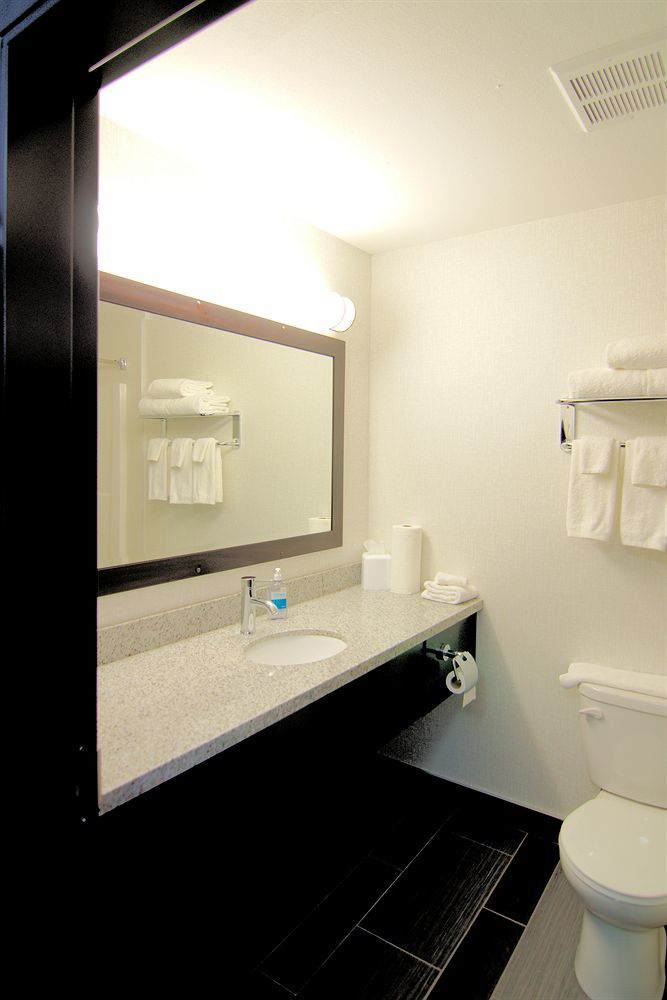 Paradise Inn And Suites Redwater Exteriör bild